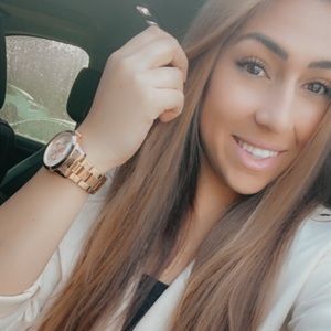 Meet your Posher, Paula